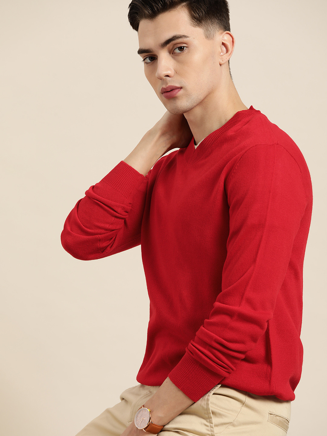 

INVICTUS Men Red Solid Pullover
