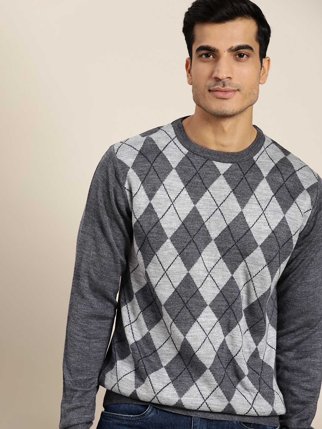 

INVICTUS Men Charcoal Grey & Navy Blue Argyle Printed Pullover
