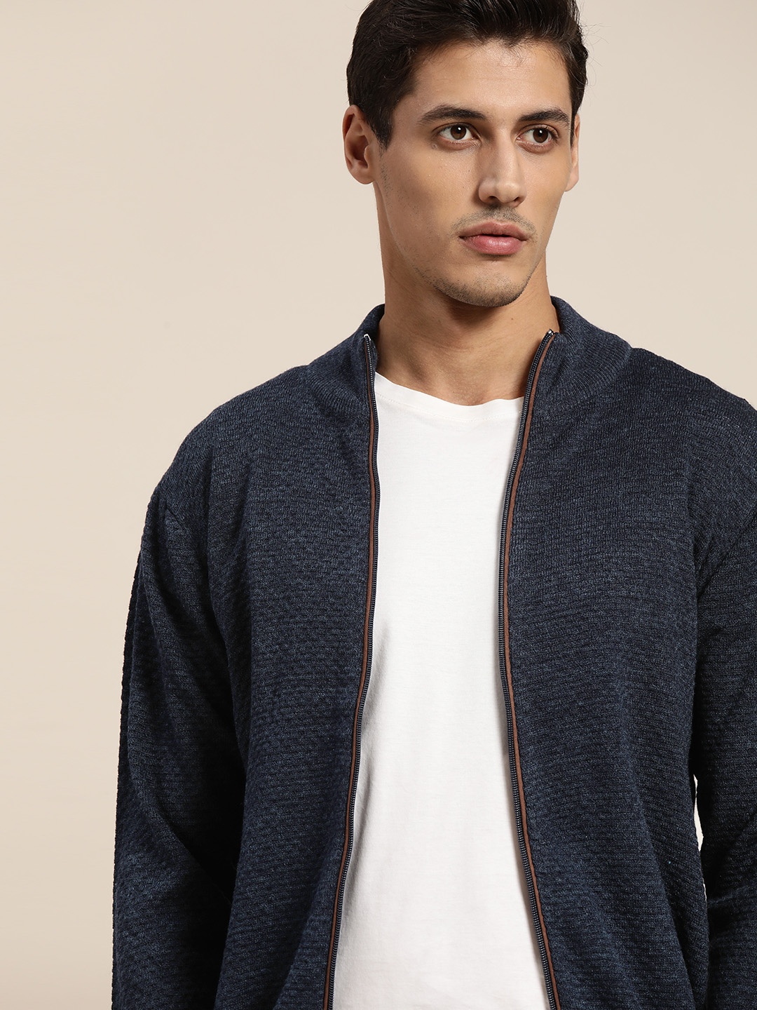 

INVICTUS Men Navy Blue Cardigan