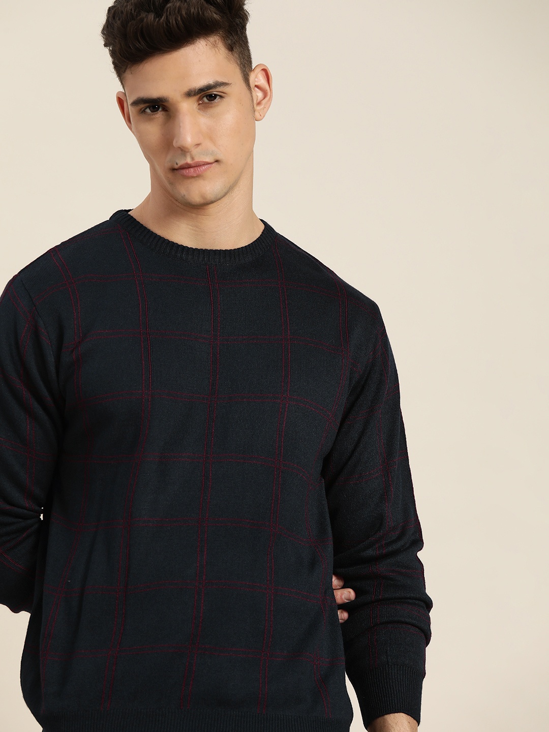 

INVICTUS Men Navy Blue & Maroon Checked Pullover