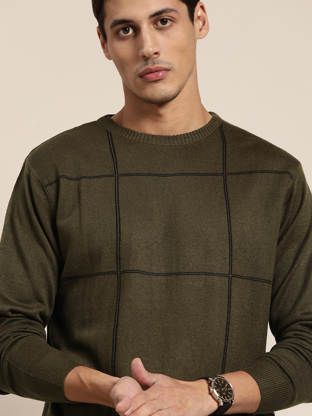 

INVICTUS Men Olive Green Checked Pullover