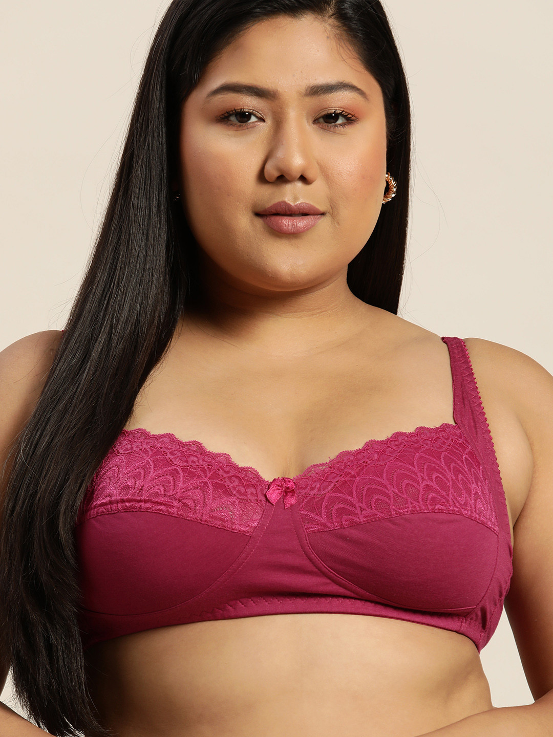 

Sztori Plus Size Magenta Floral Lace Bra