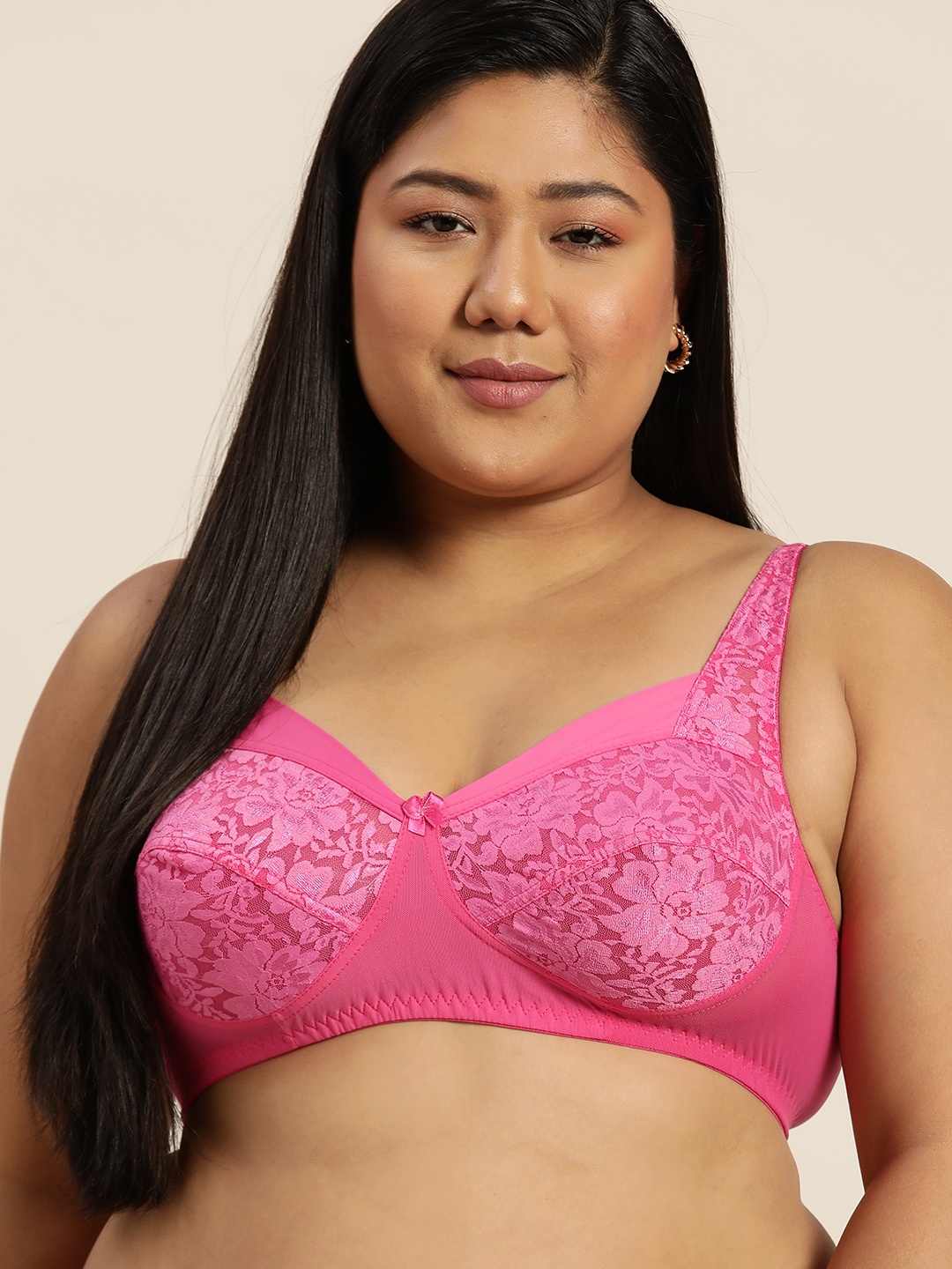 

Sztori Plus Size Pink Floral Lace Bra