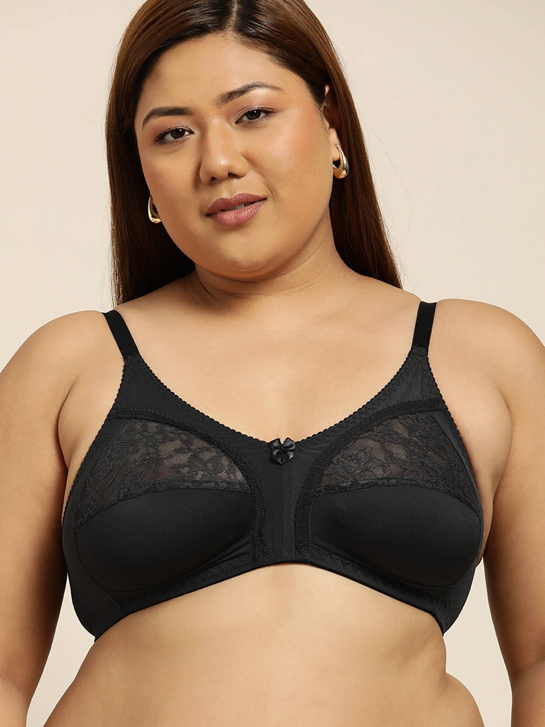 

Sztori Plus Size Black Floral Lace Everyday Bra