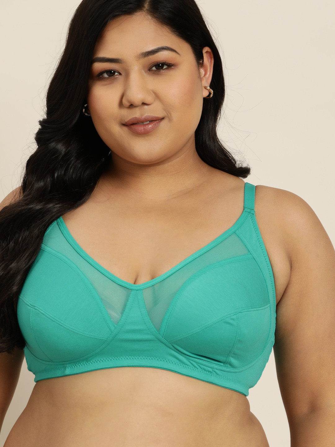 

Sztori Women Plus Size Green Solid Everyday Bra PAAM-STZ-010