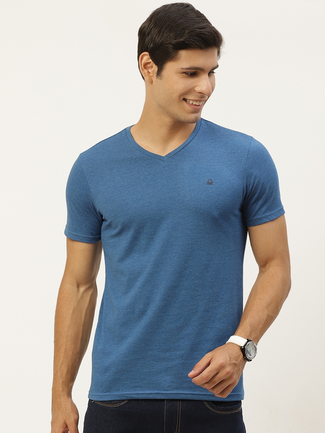 

United Colors of Benetton Men Blue V-Neck T-shirt