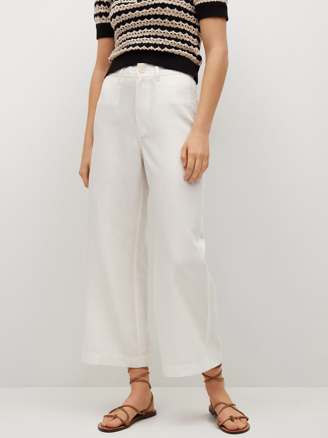 

MANGO Women White Solid Cropped Trousers