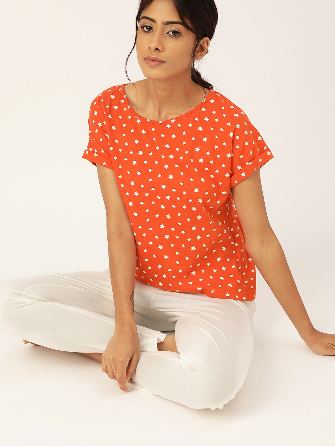 

ETC Women Orange & Off-White Pure Cotton Printed Pyjama Set