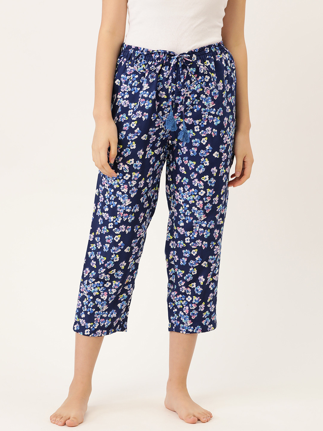 

ETC Women Blue Floral Print Cropped Lounge Pants