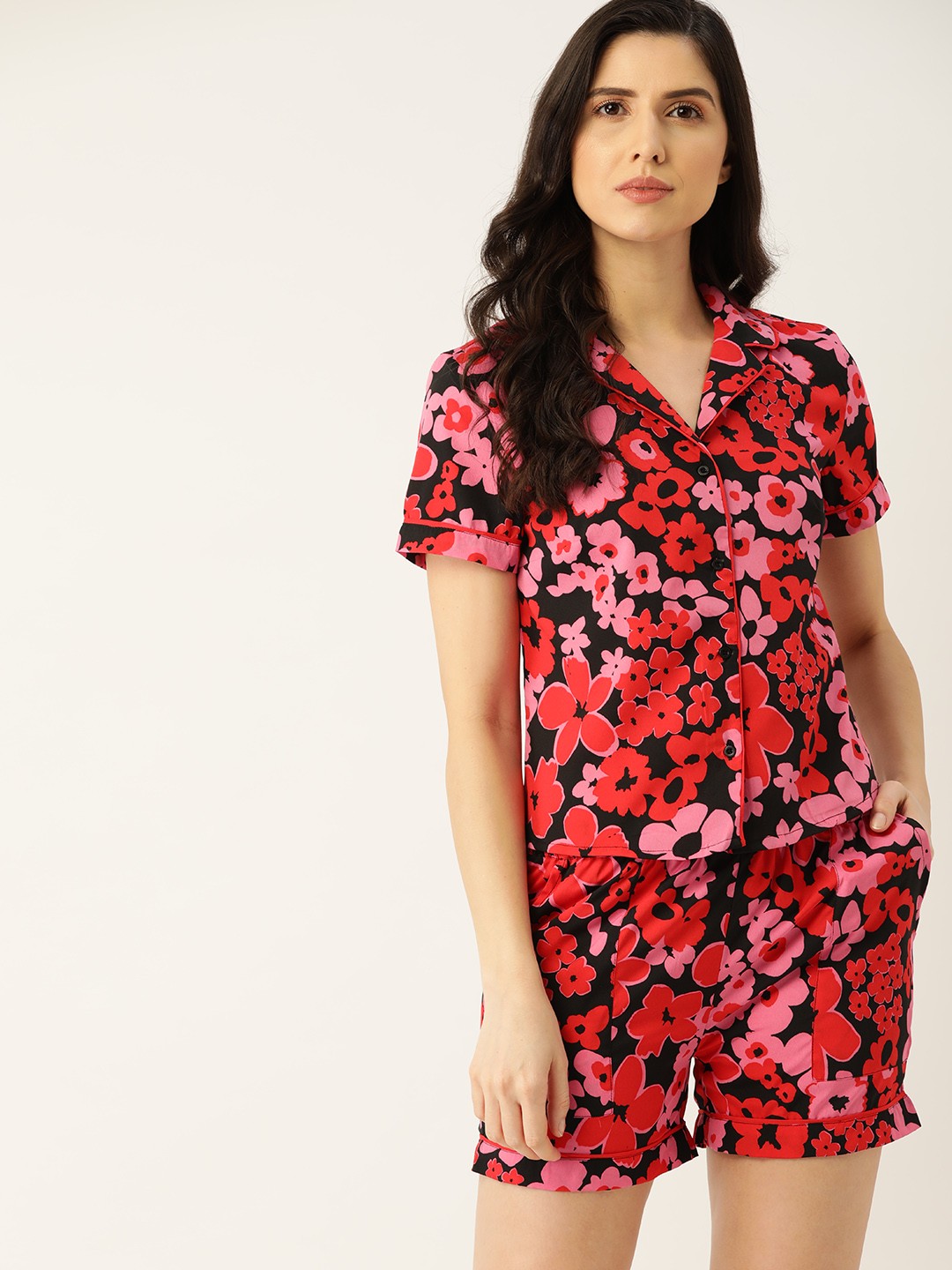 

ETC Women Black & Red Printed Night suit