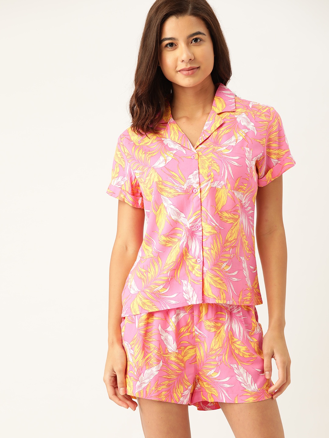 

ETC Women Pink & Yellow Printed Shorts Set