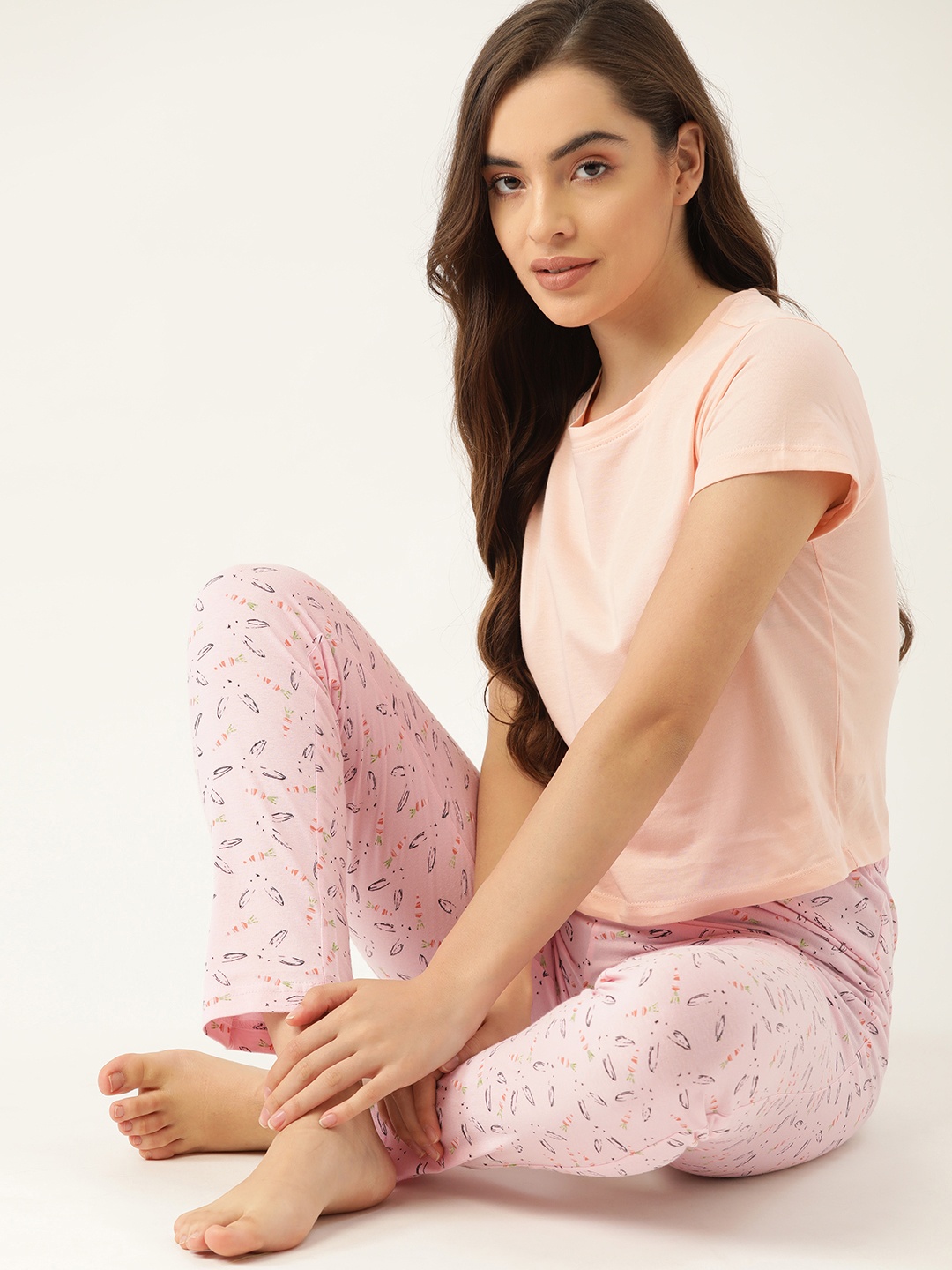 

ETC Women Pink & Red Carrot Print Lounge Pants