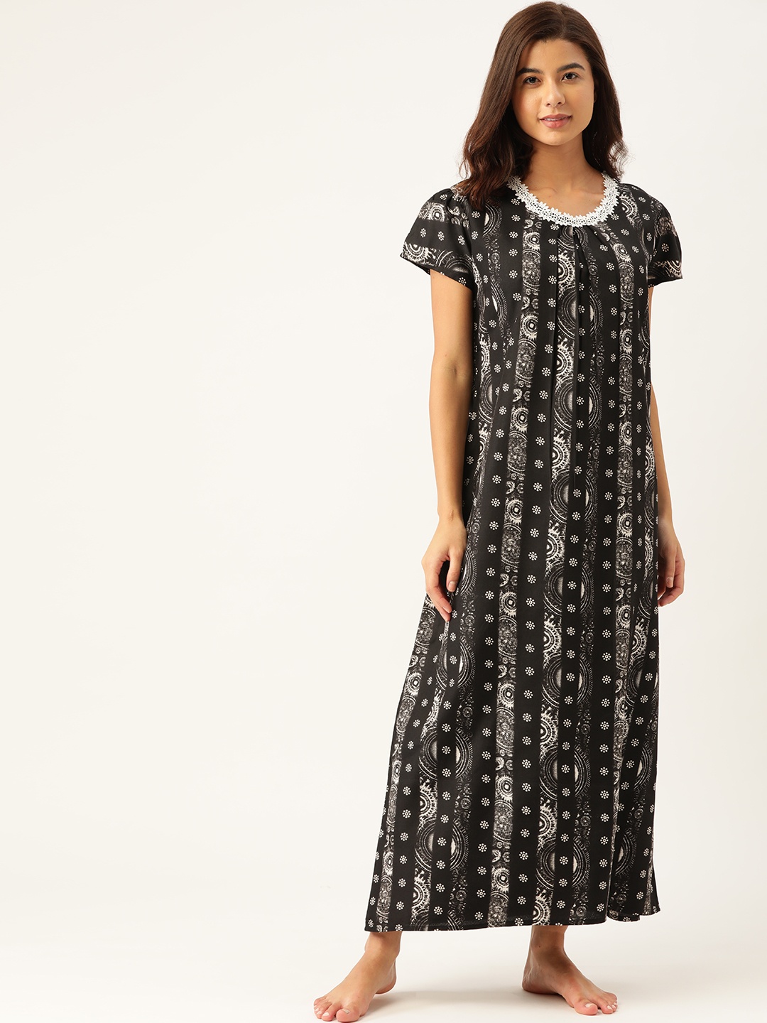 

ETC Black & White Printed Maxi Nightdress