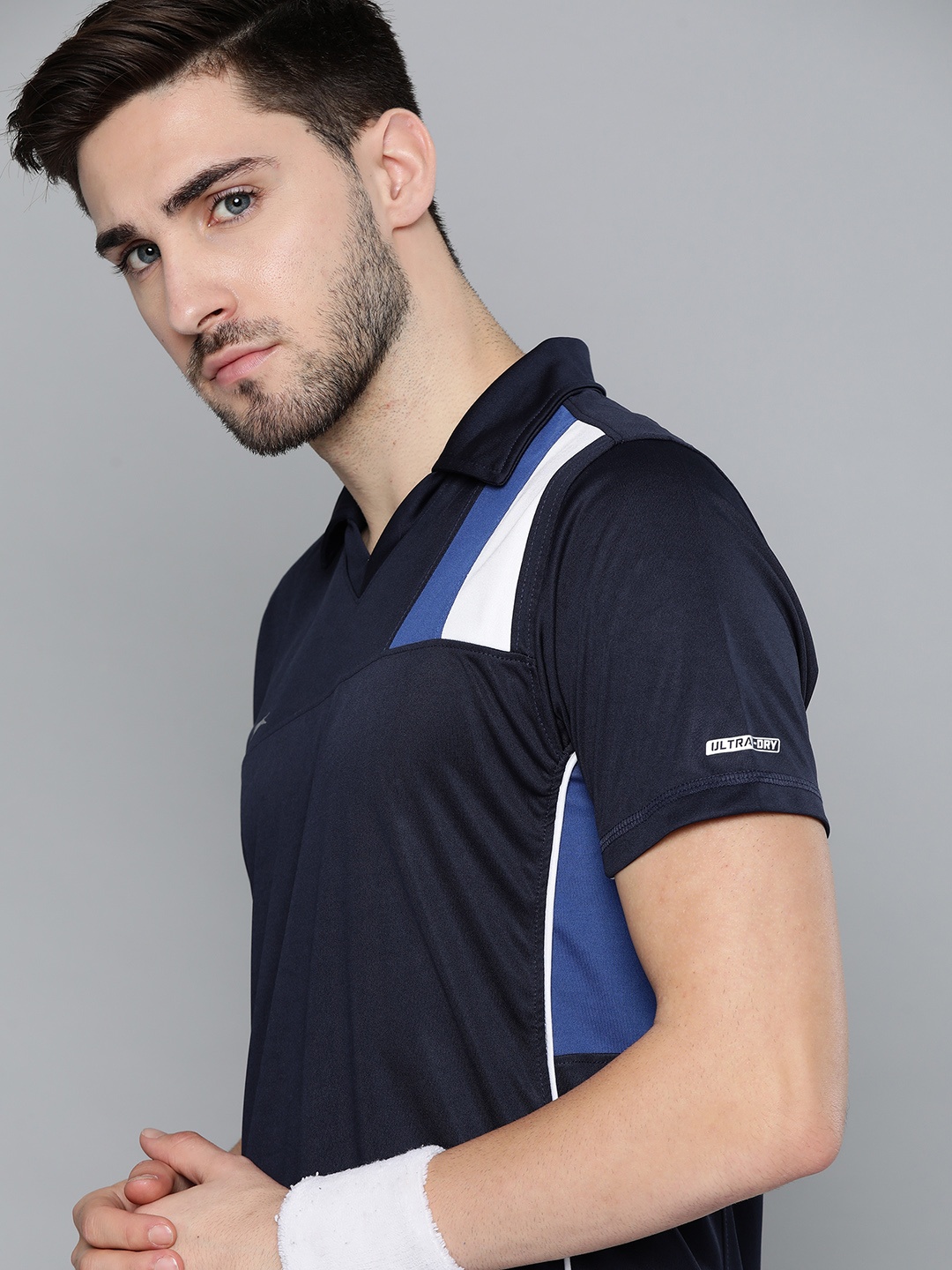 

Slazenger Men Navy Blue Solid Spread Collar T-shirt