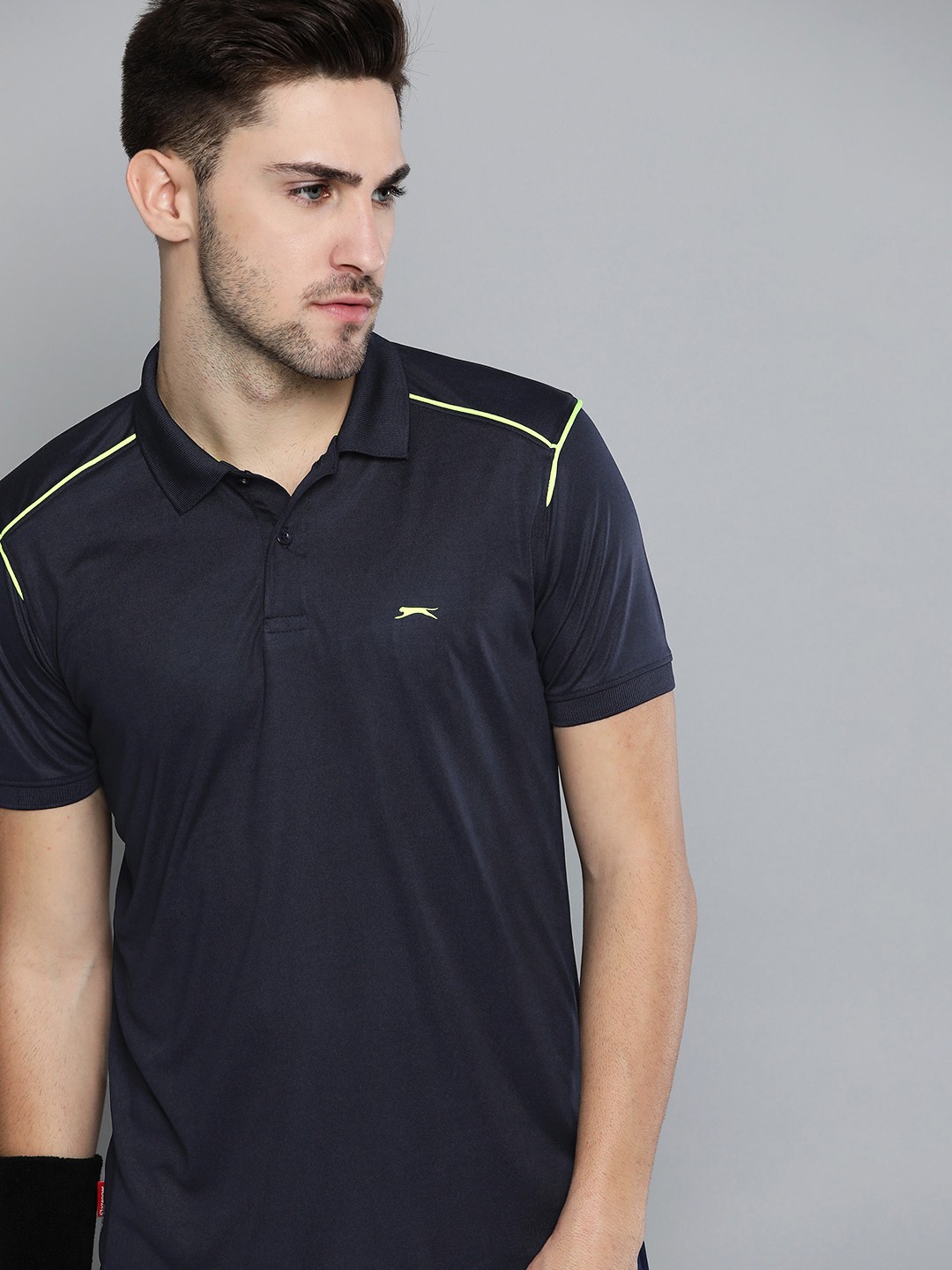 

Slazenger Men Navy Blue Solid Polo Collar T-shirt