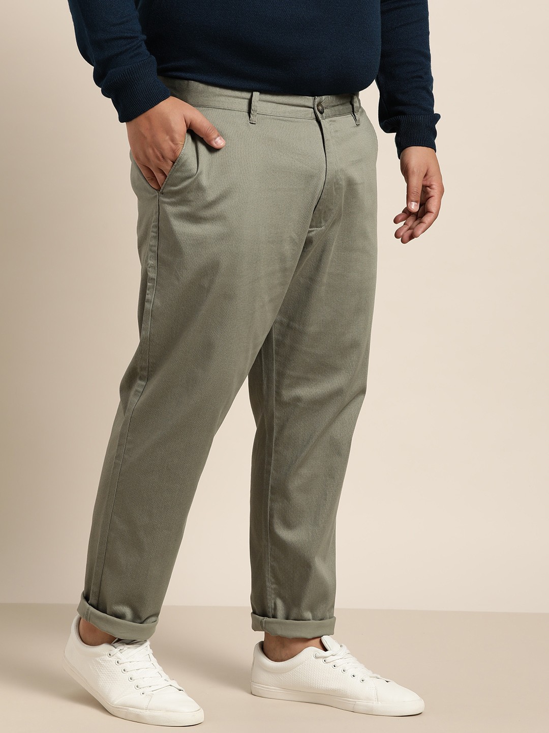 

Sztori Men Plus Size Olive Green Self Design Chinos Trousers