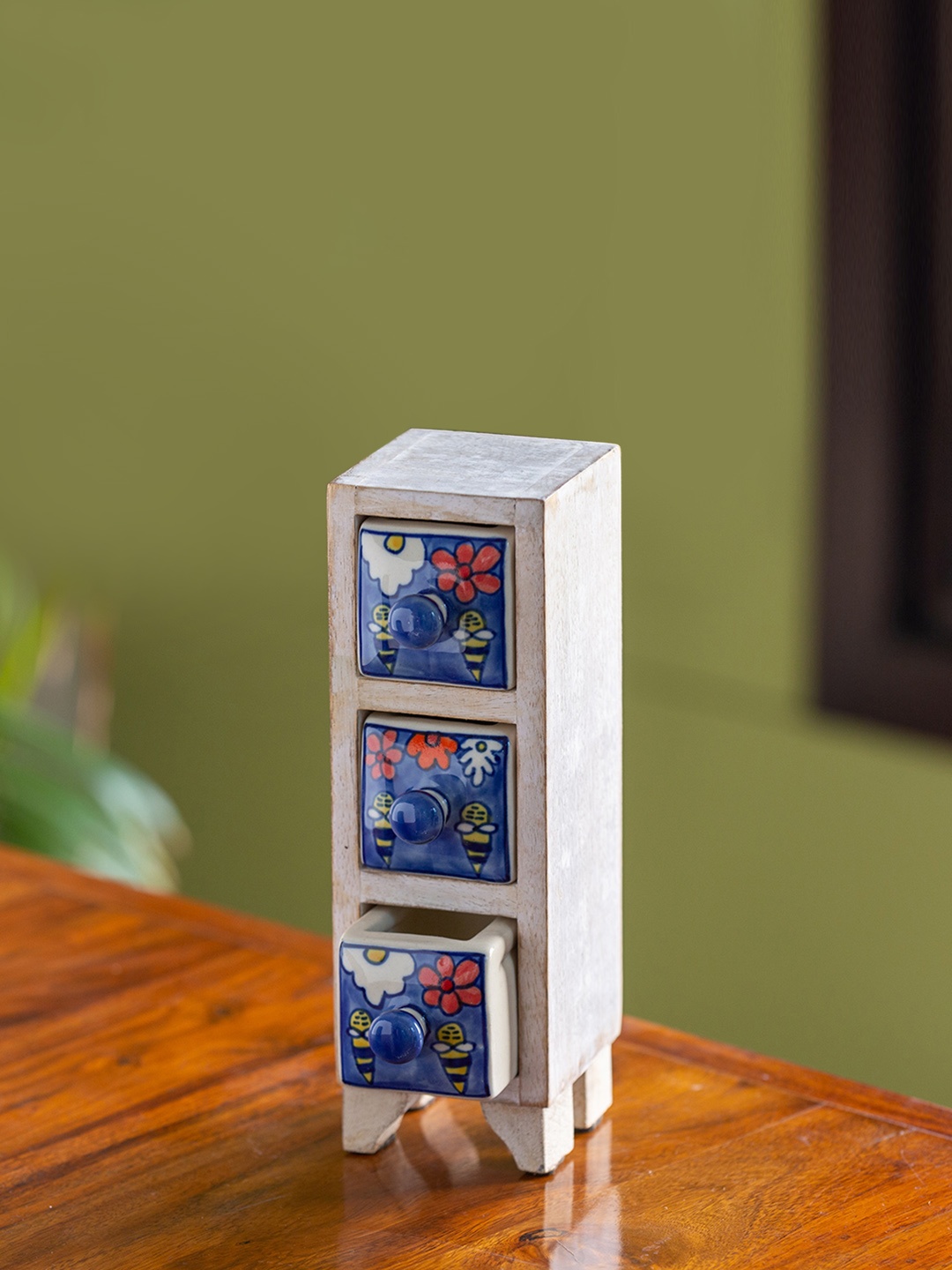 

ExclusiveLane White & Blue Hand-Painted Mango Wood & Ceramic Chest Drawer Organisers