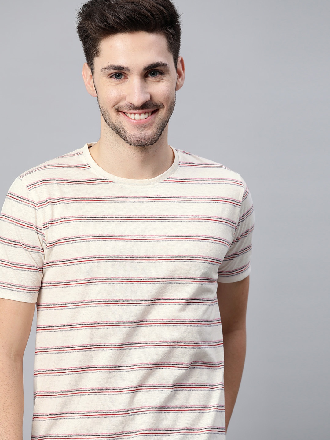 

Mast Harbour Men Off White Pink Handcrafted Striped Pure Cotton T-shirt