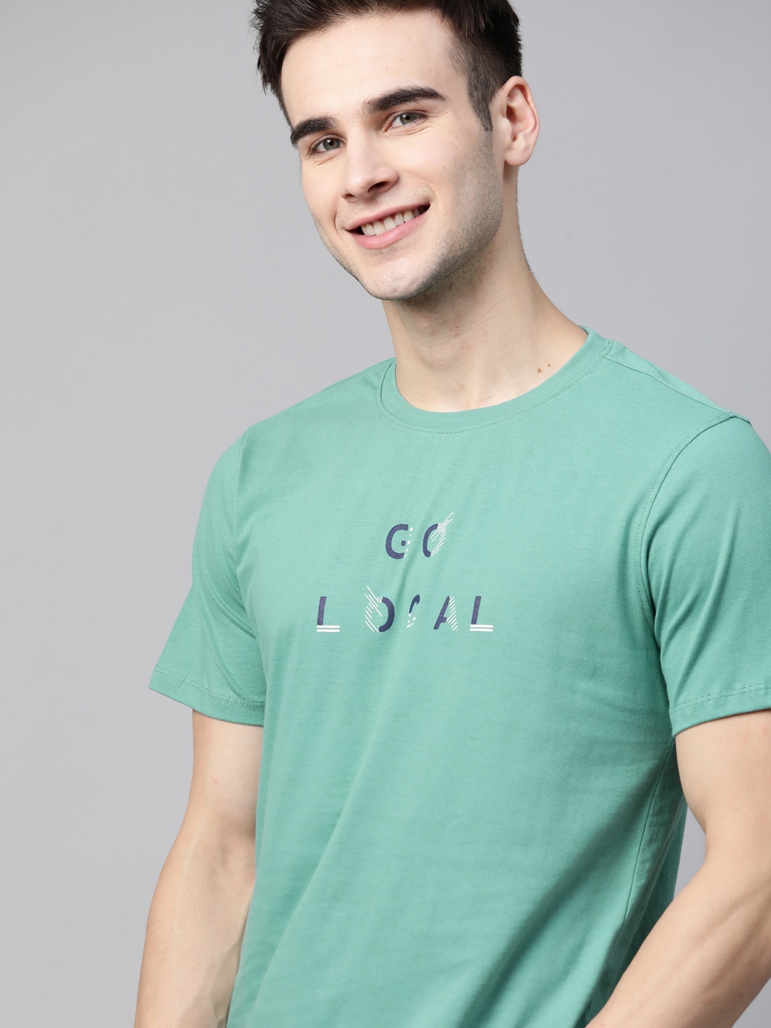 

Mast & Harbour Men Green & Navy Blue Pure Cotton Typography Print T-shirt