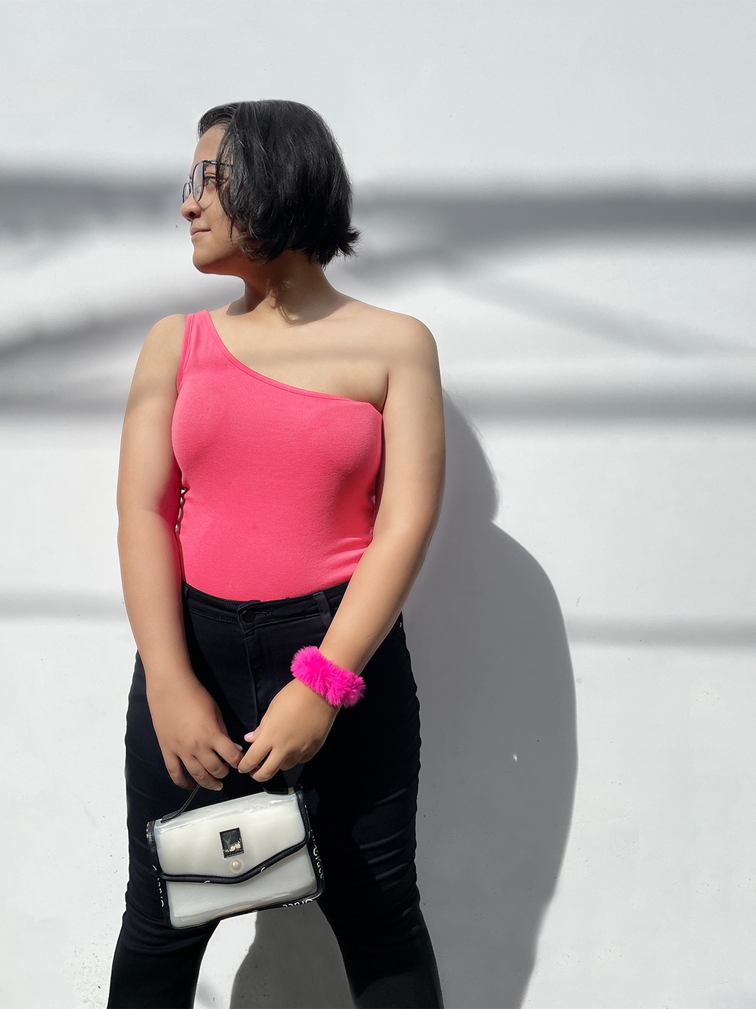

Tokyo Talkies Women Pink Solid One Shoulder Fitted Crop Top