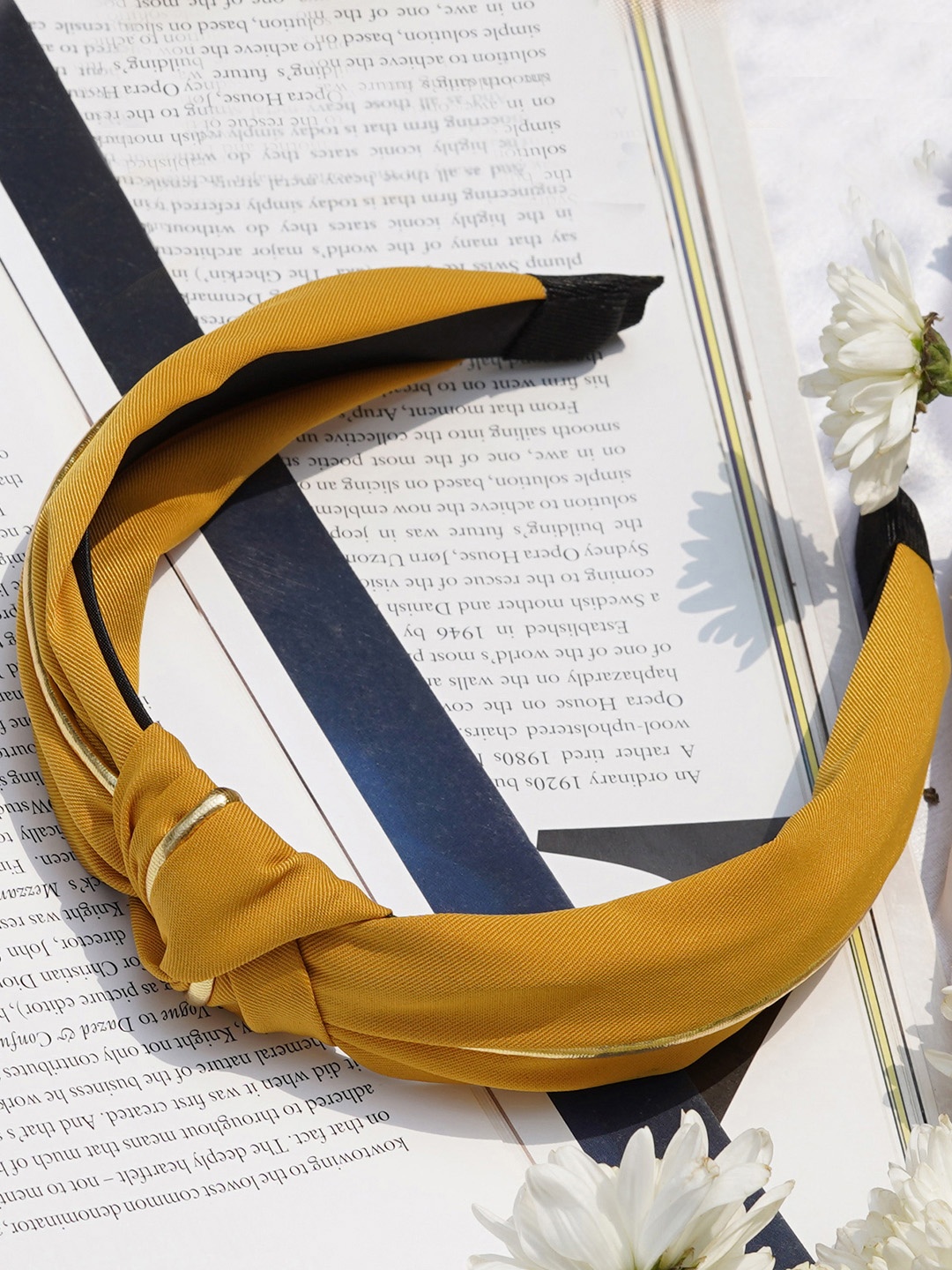 

JOKER & WITCH Women Yellow & Black Knot Hairband