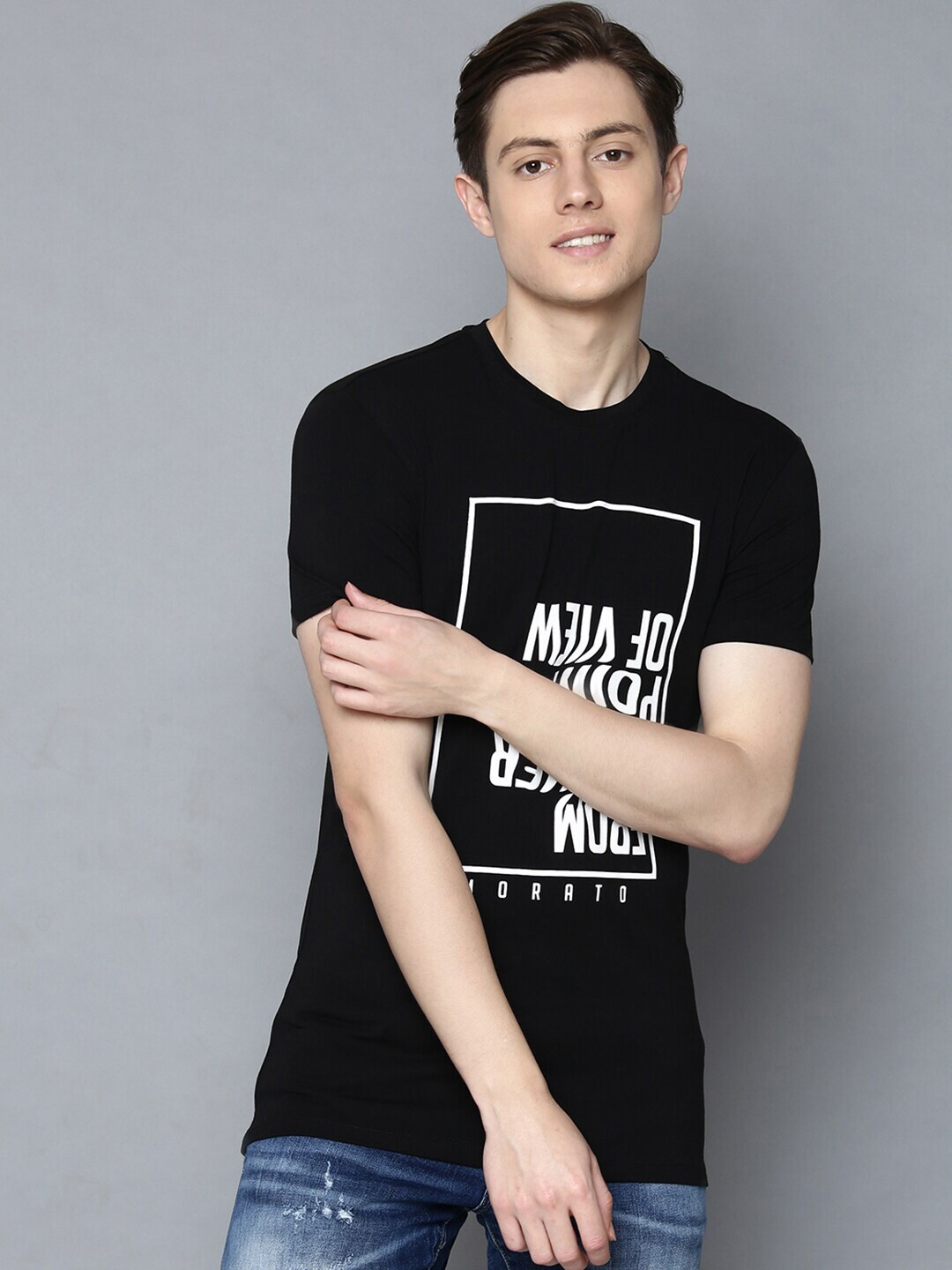 

Antony Morato Men Black Typography Printed Slim Fit T-shirt