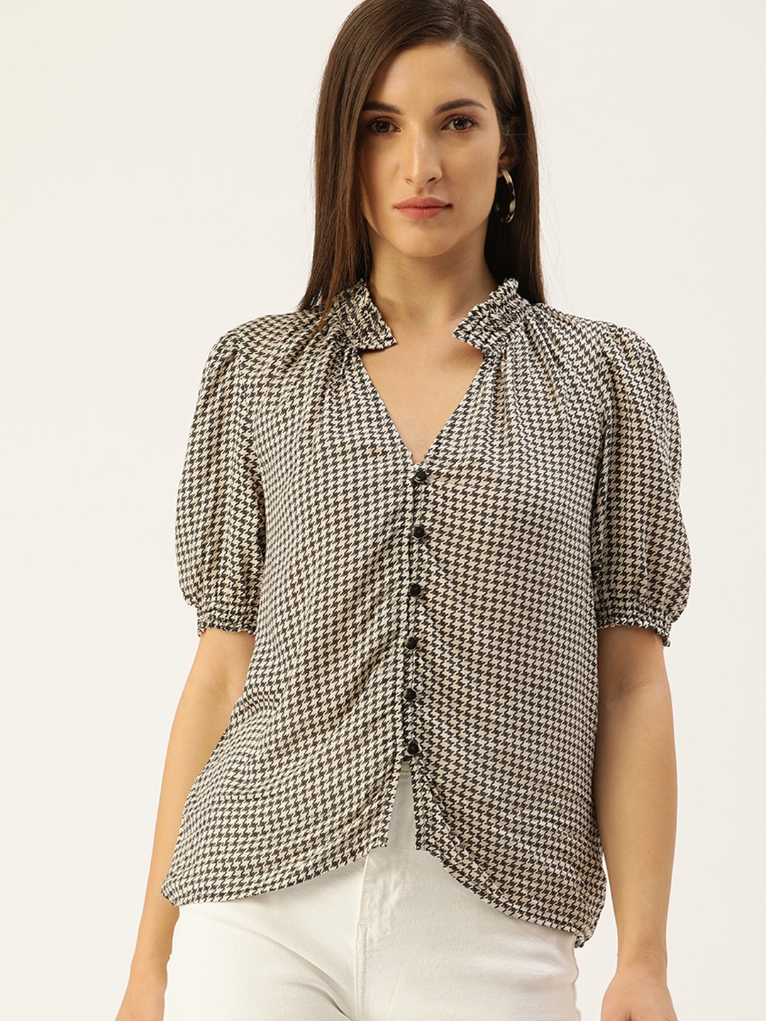 

Flying Machine White & Black Printed Smocked Shirt Style Top
