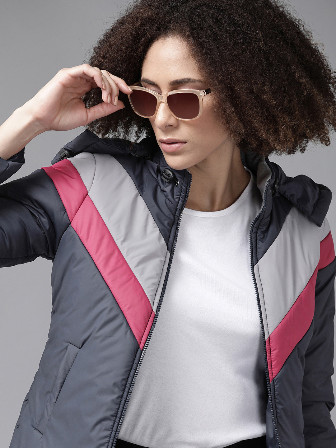 

Roadster Women Navy Blue & Pink Chevron Print Padded Jacket with Detachable Hood