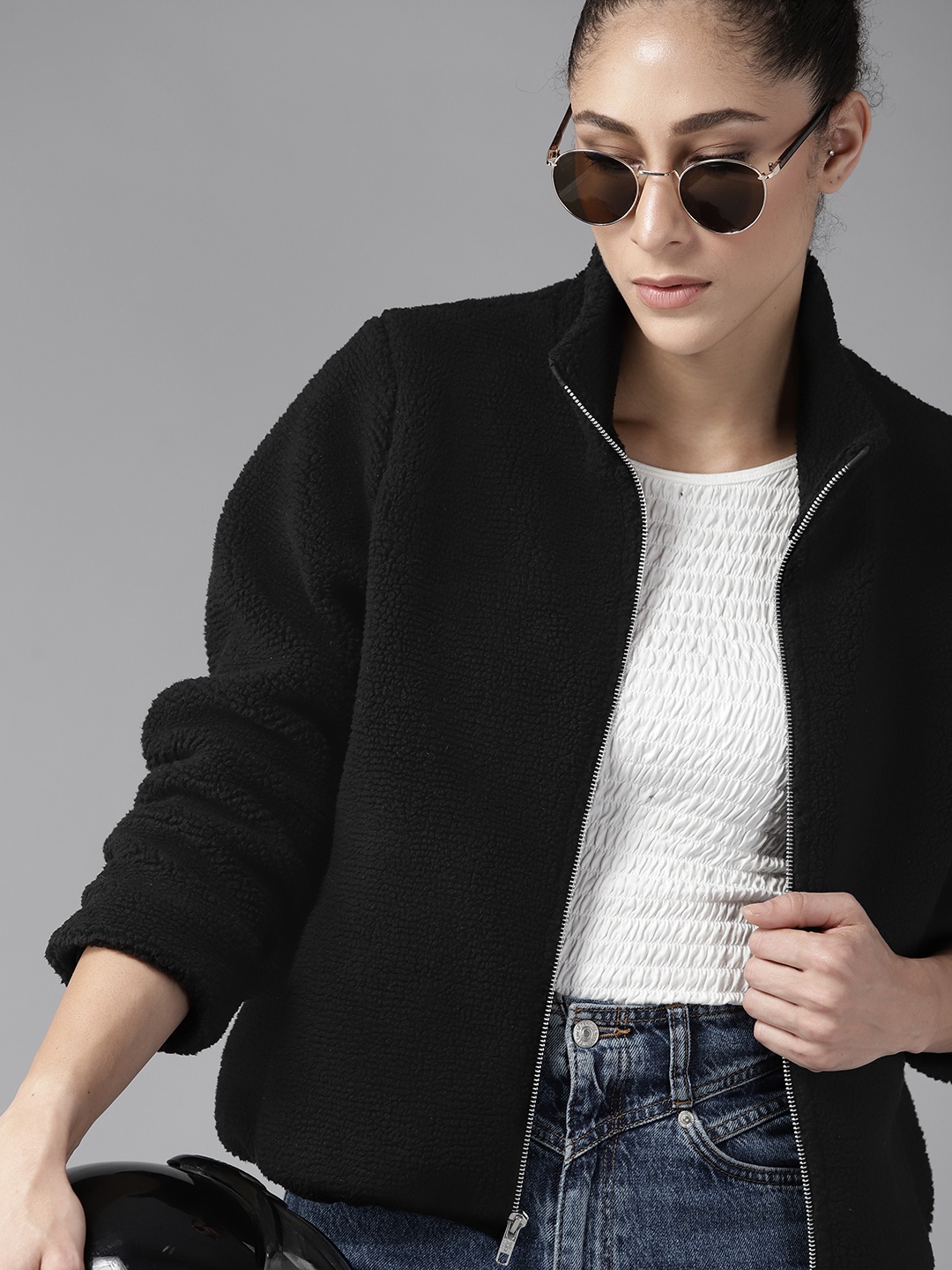 

Roadster Women Black Solid Sherpa Jacket