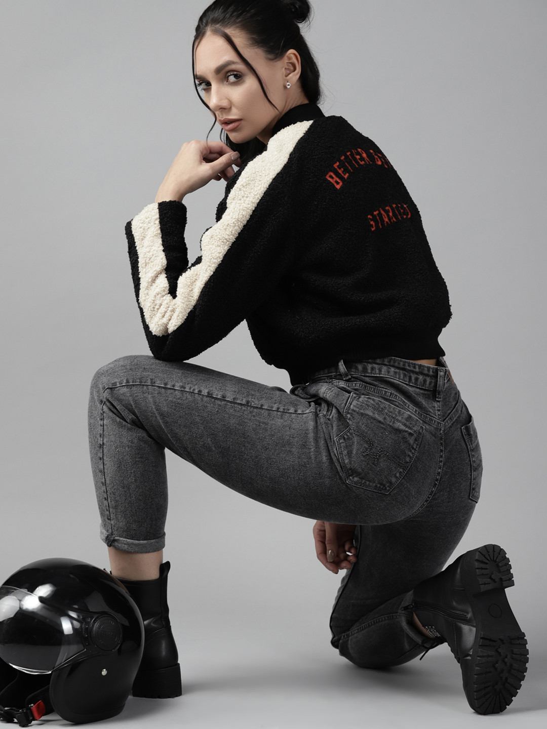 

Roadster Women Black Beige Crop SherpaJacket