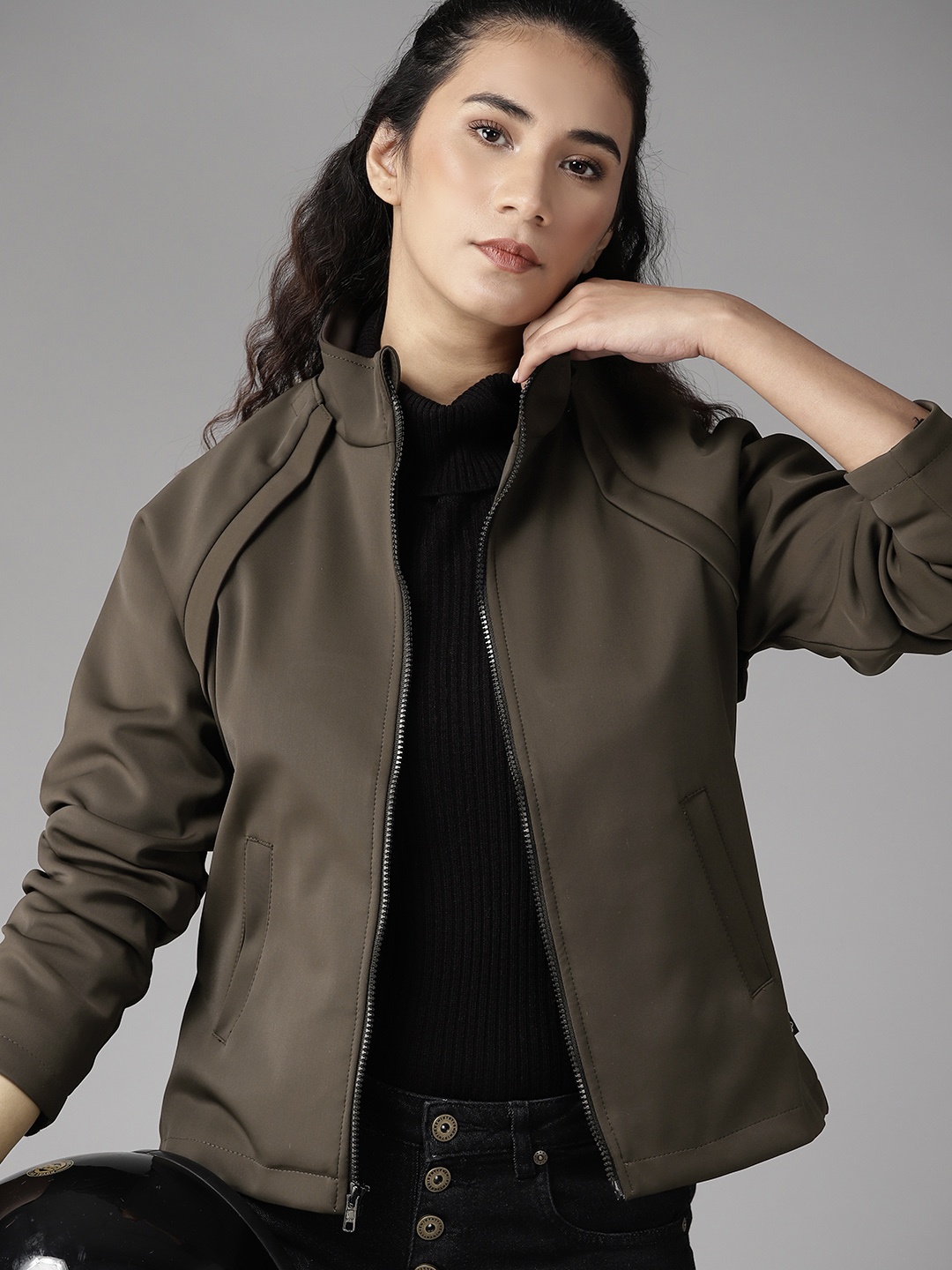 

Roadster Women Olive Green Convertible Tailored Jacket