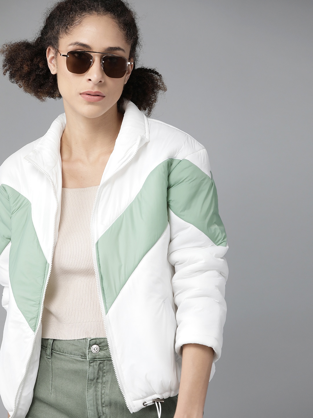 

Roadster Women White & Green Colourblocked Padded Jacket