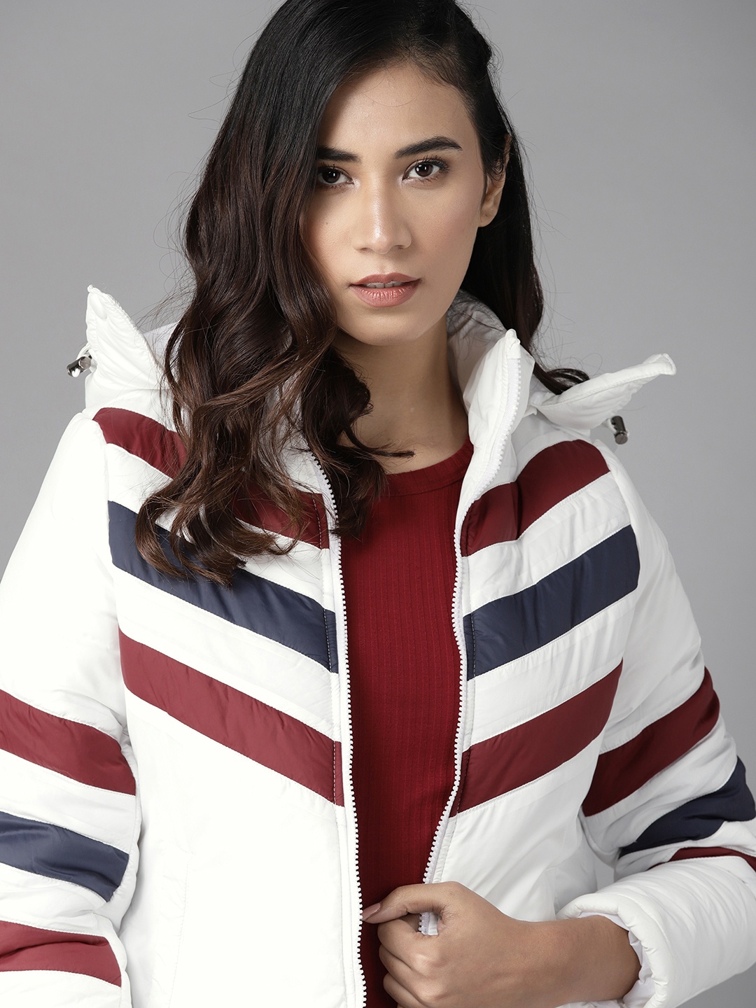 

Roadster Women White & Red Striped Detachable Hood Padded Jacket