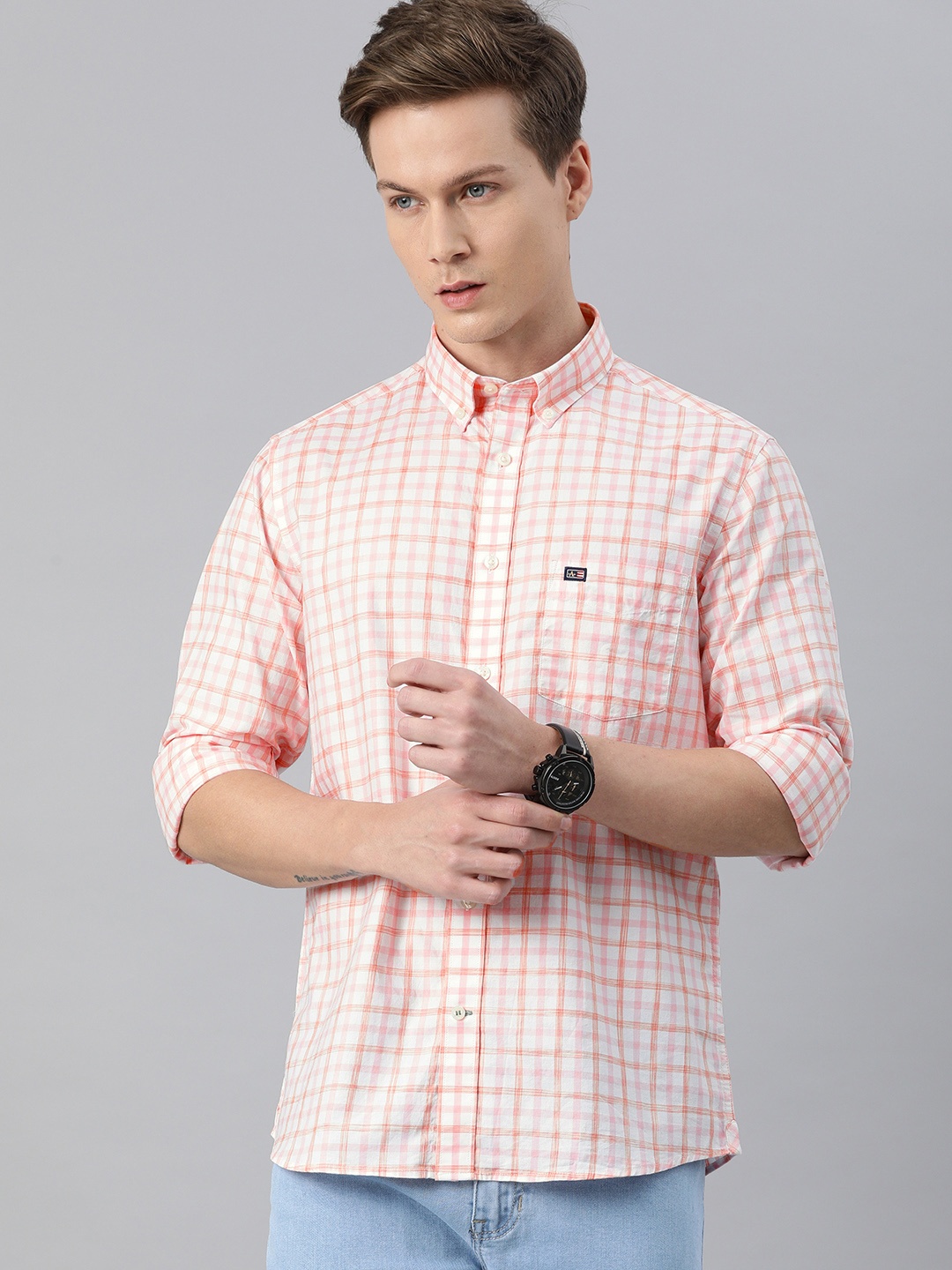 

Arrow Sport Men Pink & White Slim Fit Checked Casual Shirt