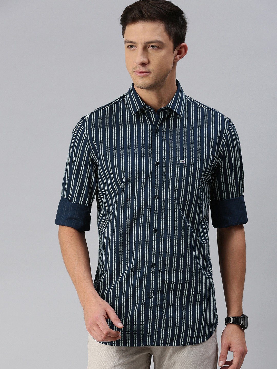 

Arrow Sport Men Navy Blue & White Slim Fit Striped Casual Shirt