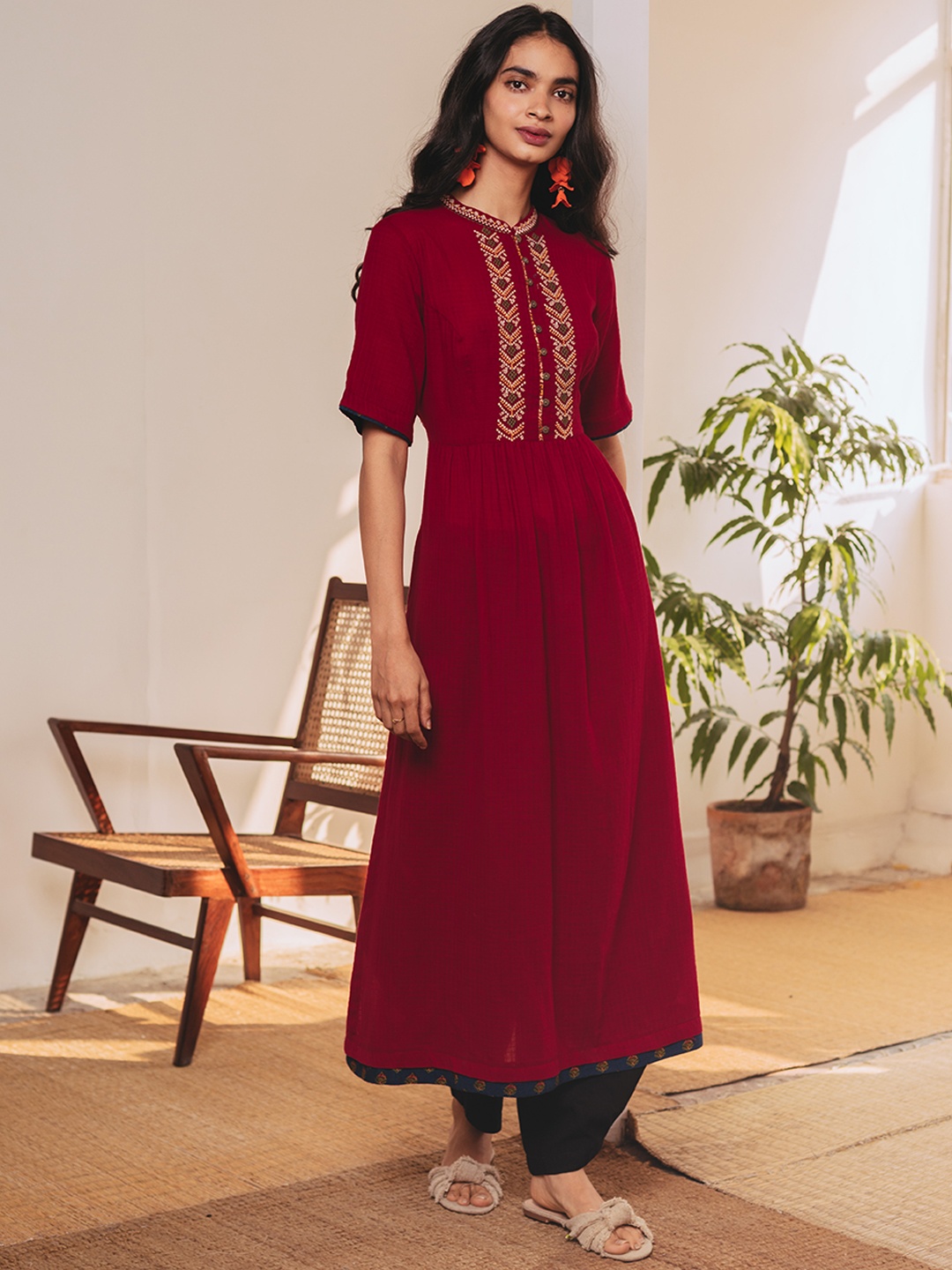 

aarke Ritu Kumar Women Red Pure Cotton Ethnic Motifs Yoke Design Kurta