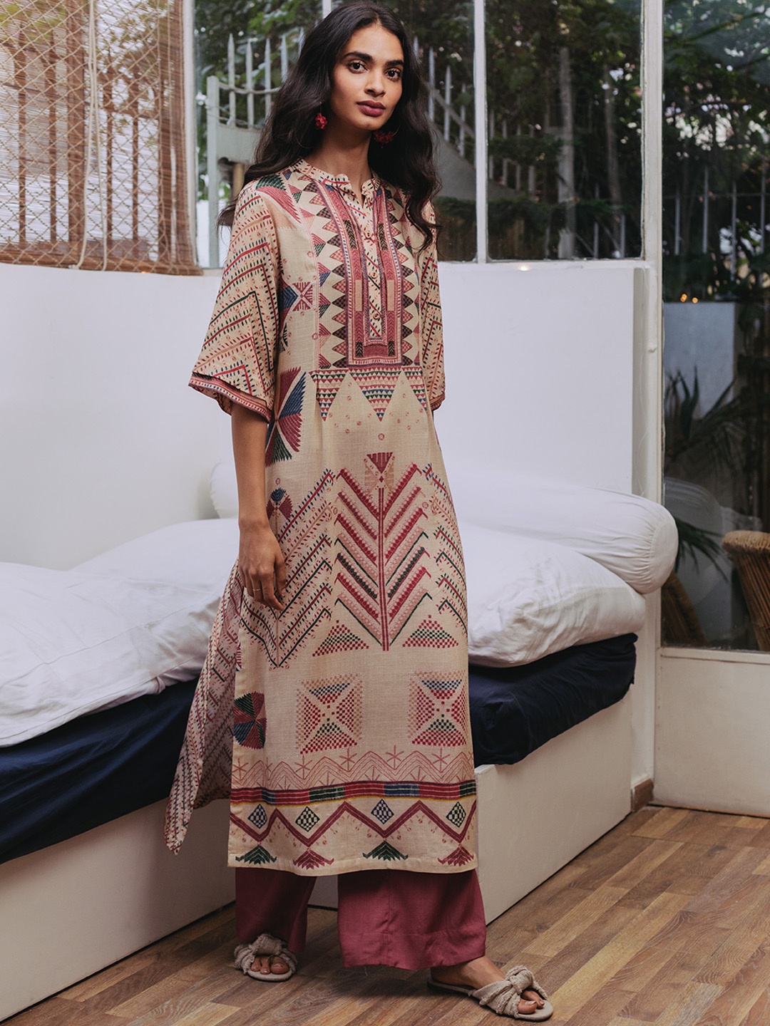 

aarke Ritu Kumar Women Beige & Rust Red Ethnic Motifs Printed Kurta with Palazzos