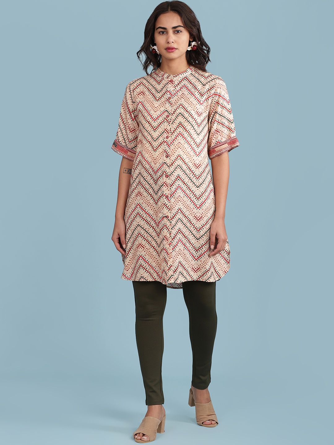 

aarke Ritu Kumar Women Beige & Red Chevron Print Kurta