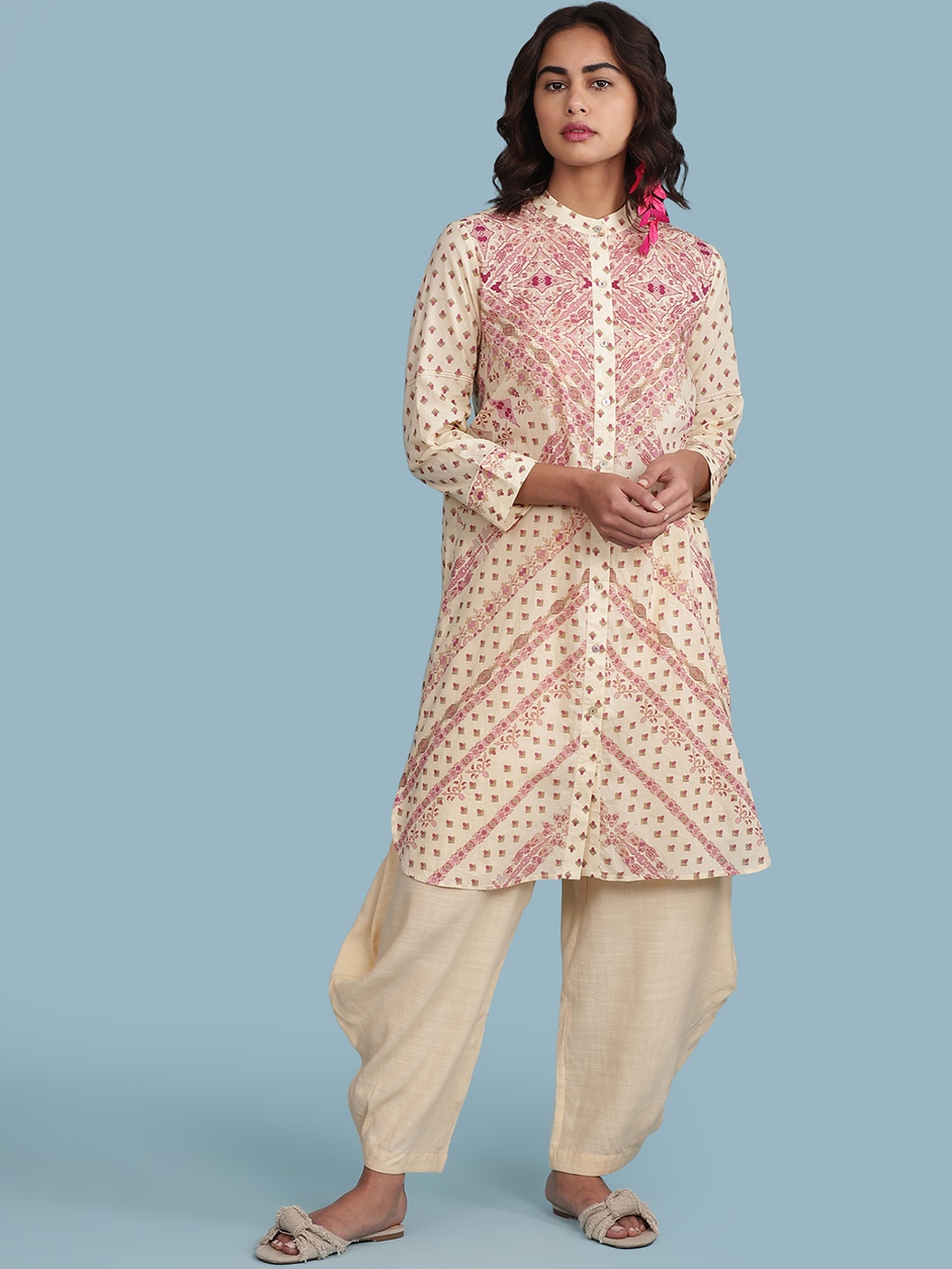 

aarke Ritu Kumar Women Cream-Coloured & Pink Ethnic Motifs Printed Pure Cotton Kurta