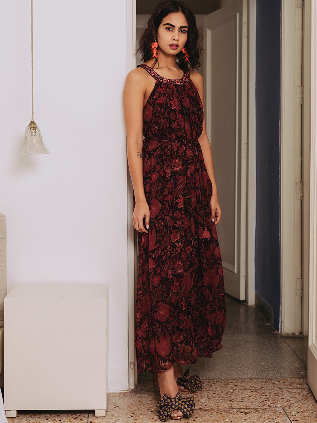 

aarke Ritu Kumar Red & Black Floral Printed Maxi Dress