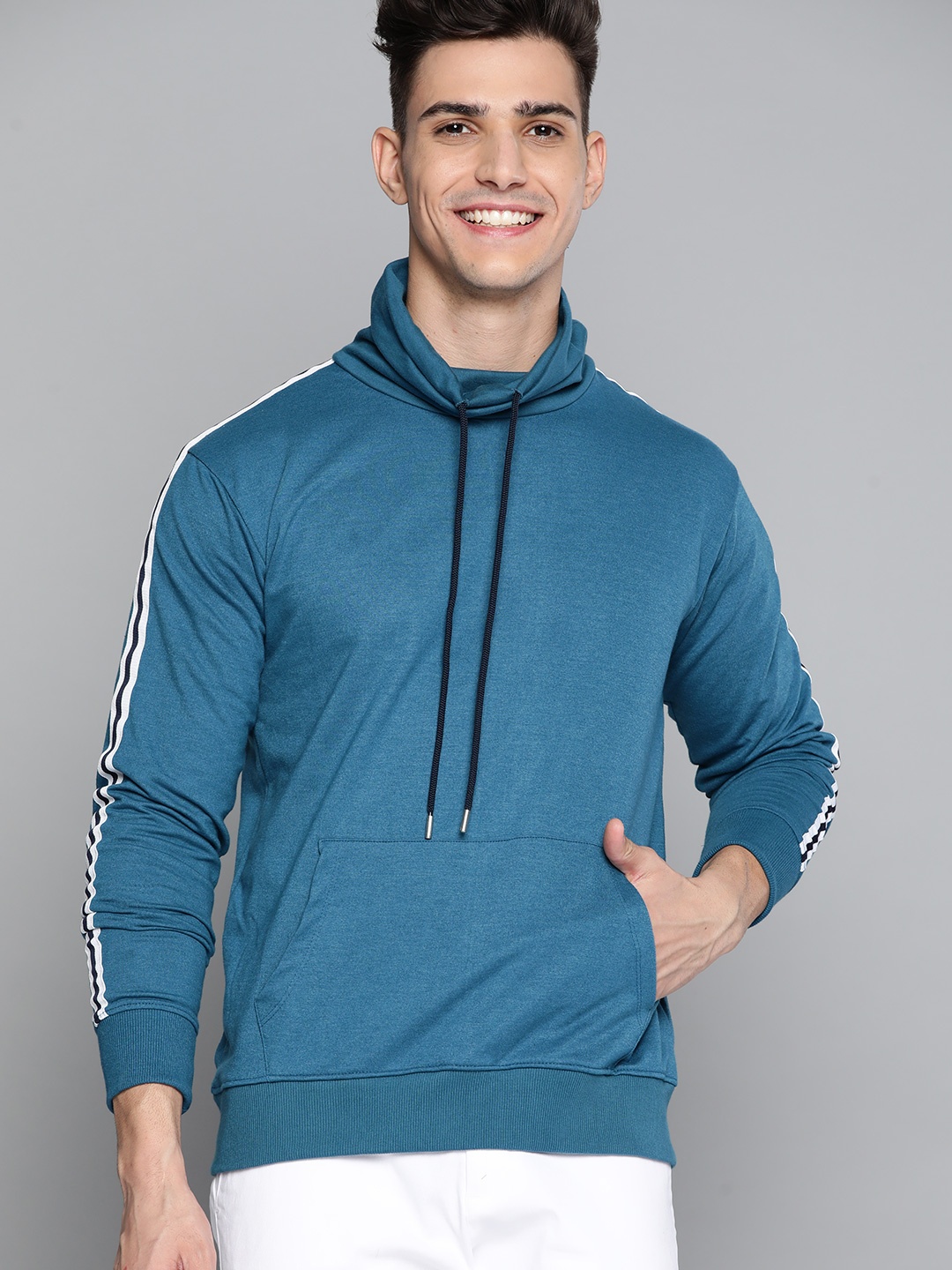 

Mast & Harbour Men Teal Sweatshirt