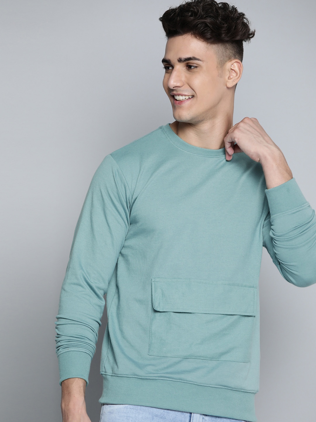 

Mast & Harbour Men Blue Solid Pullover Sweatshirt