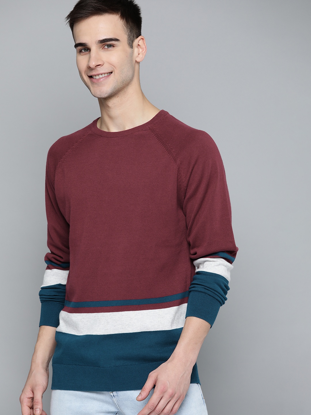 

Mast & Harbour Men Maroon & Teal Blue Cotton Colourblocked Pullover