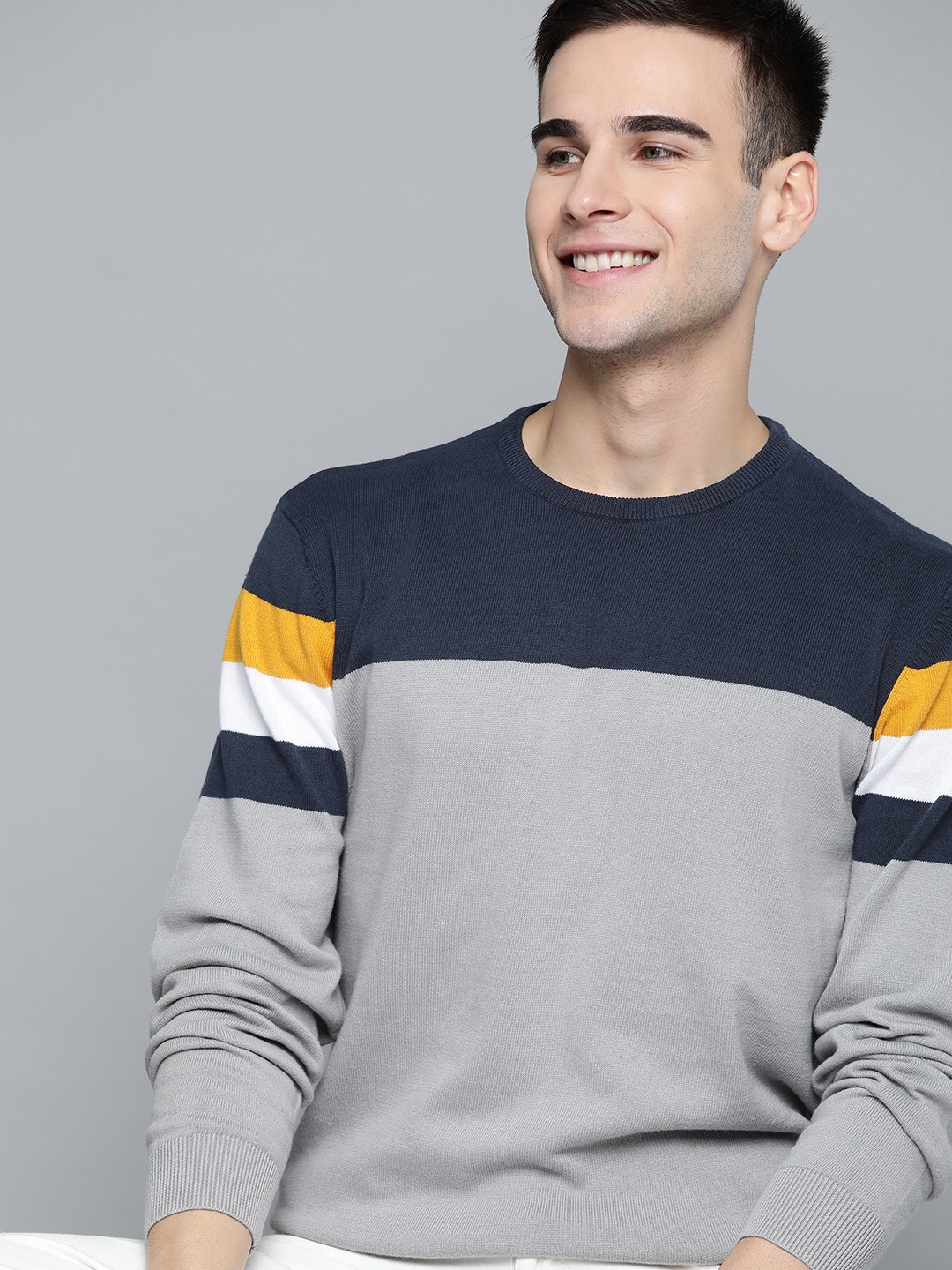 

Mast & Harbour Men Grey & Navy Blue Cotton Colourblocked Pullover