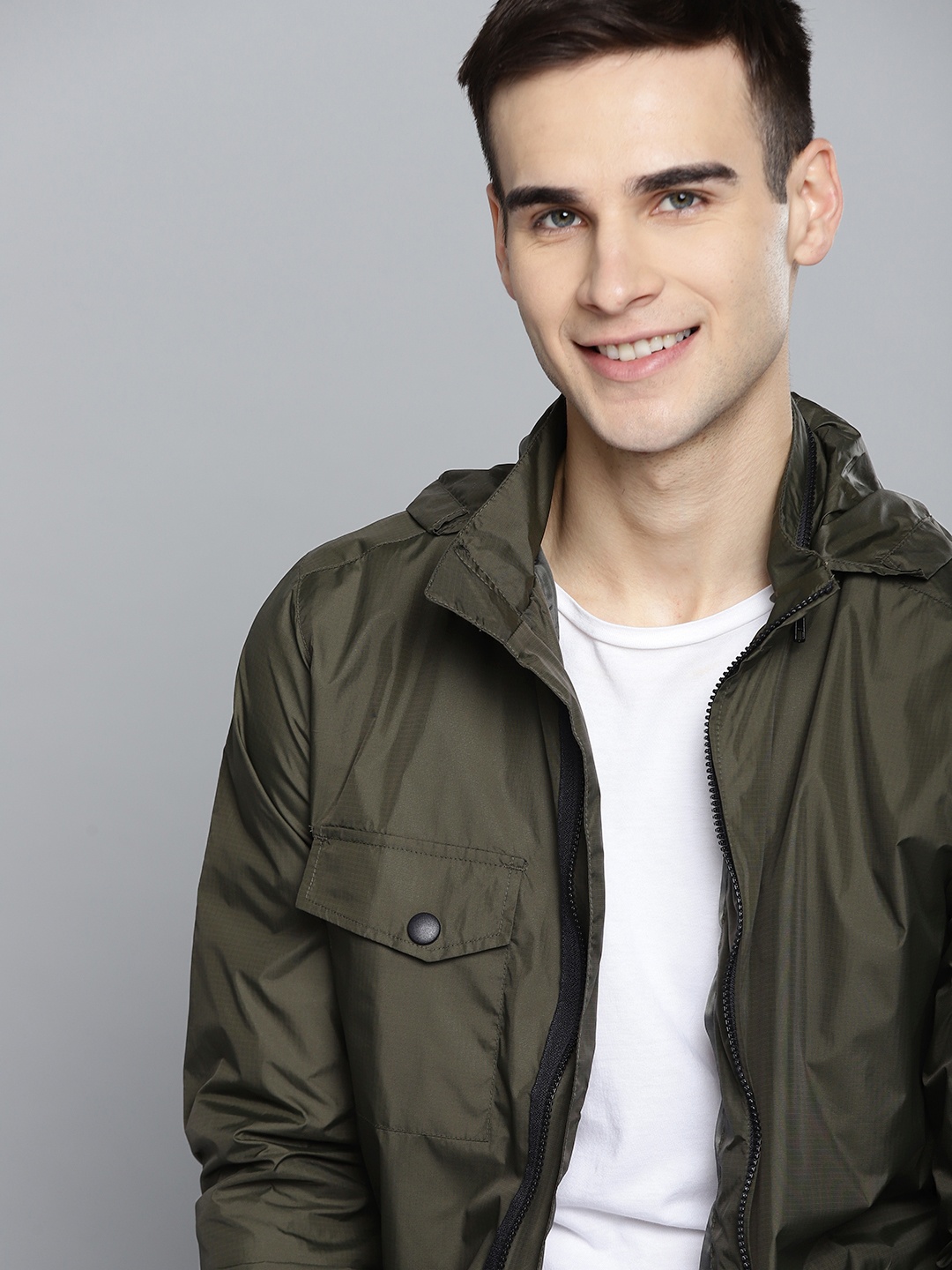 

Mast & Harbour Men Olive Green Solid Tailored Jacket
