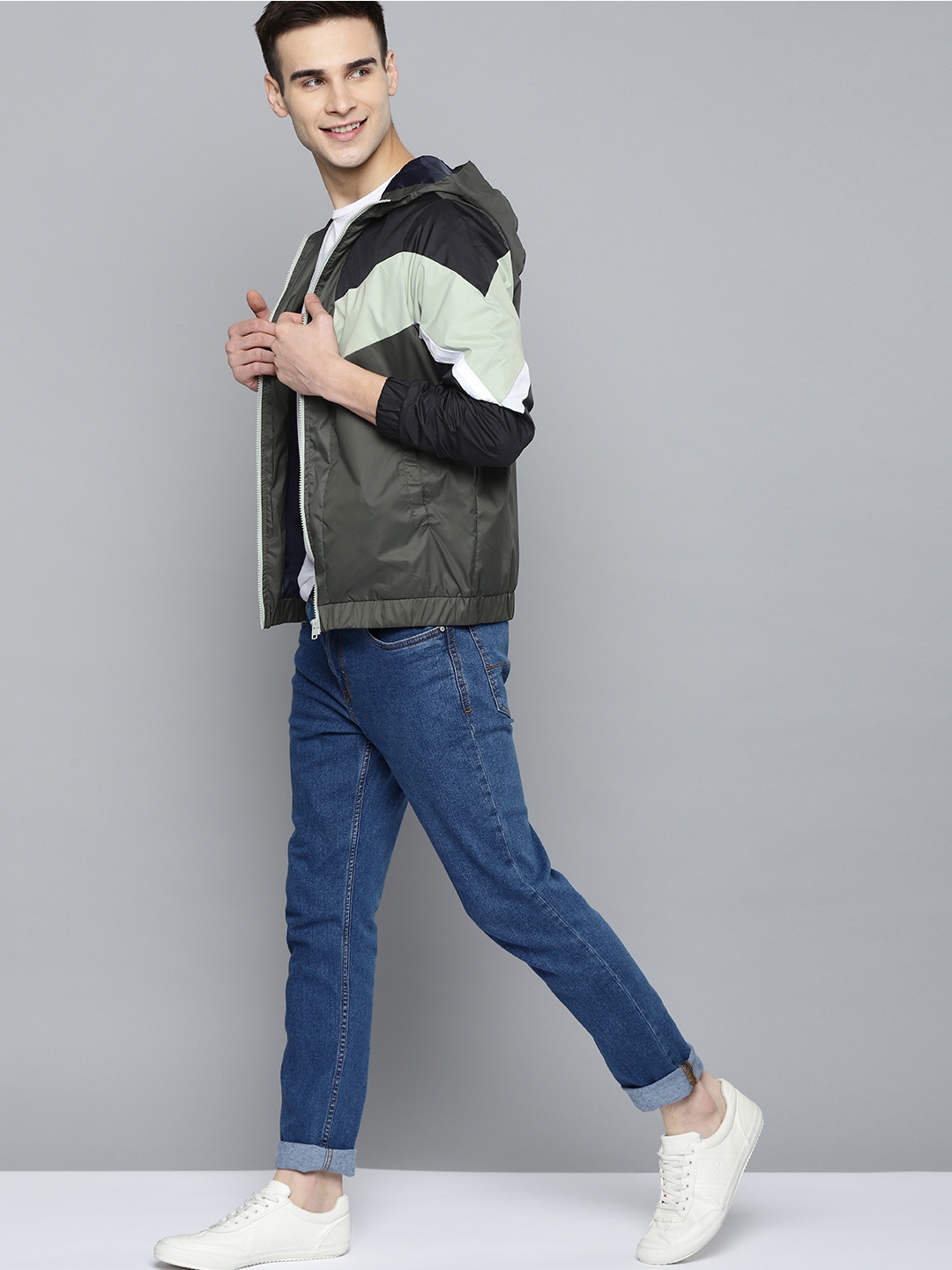 

Mast & Harbour Men Olive Green & Black Colourblocked Tailored Jacket
