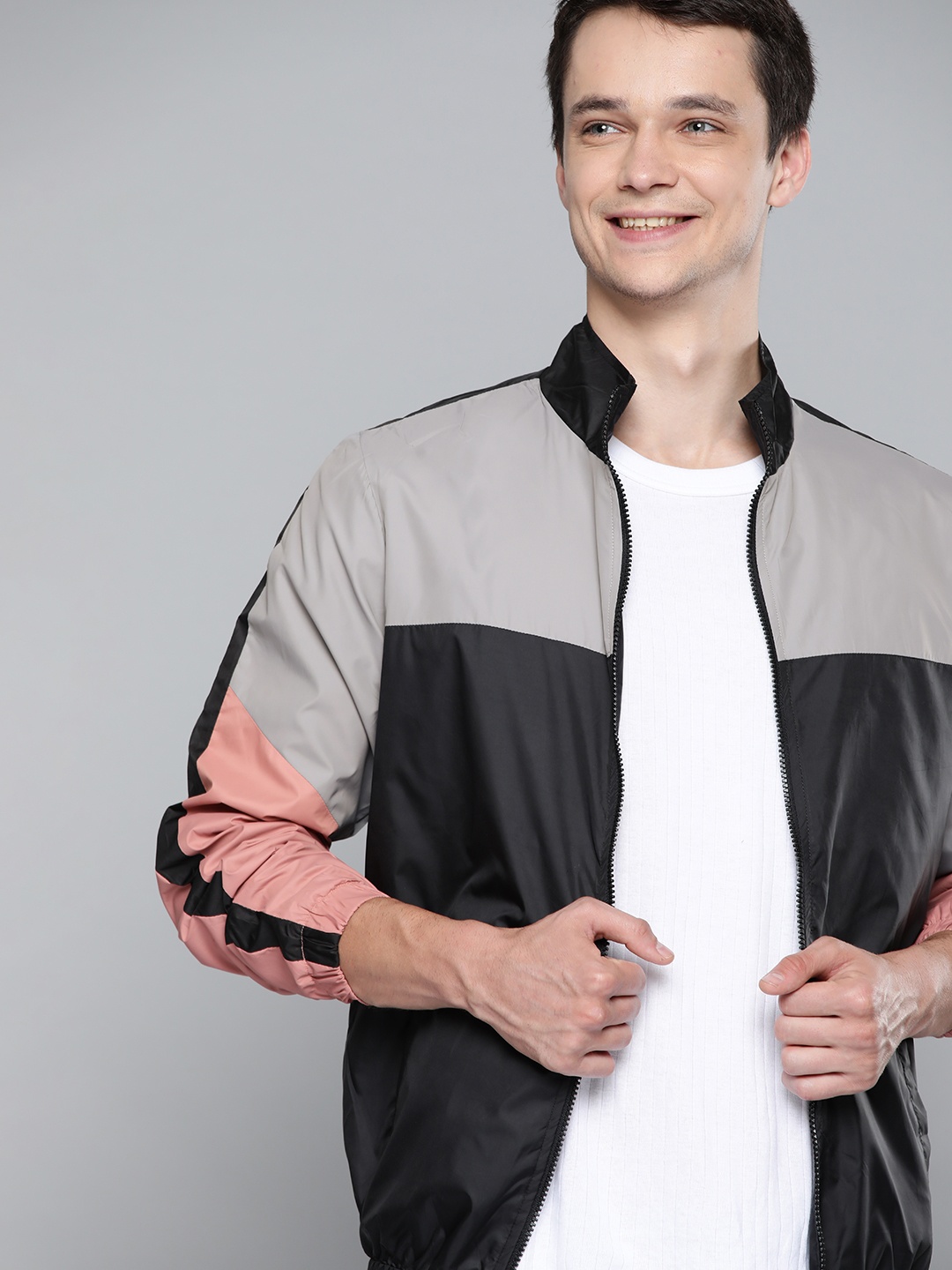 

Mast & Harbour Men Black & Grey Colourblocked Tailored Jacket
