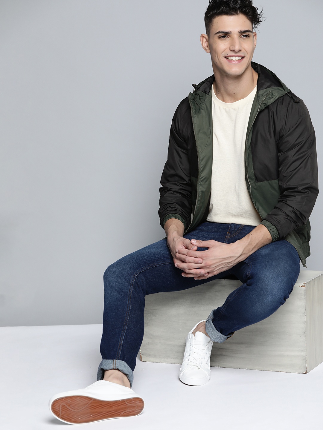 

Mast & Harbour Men Black & Olive Green Colourblocked Bomber Jacket