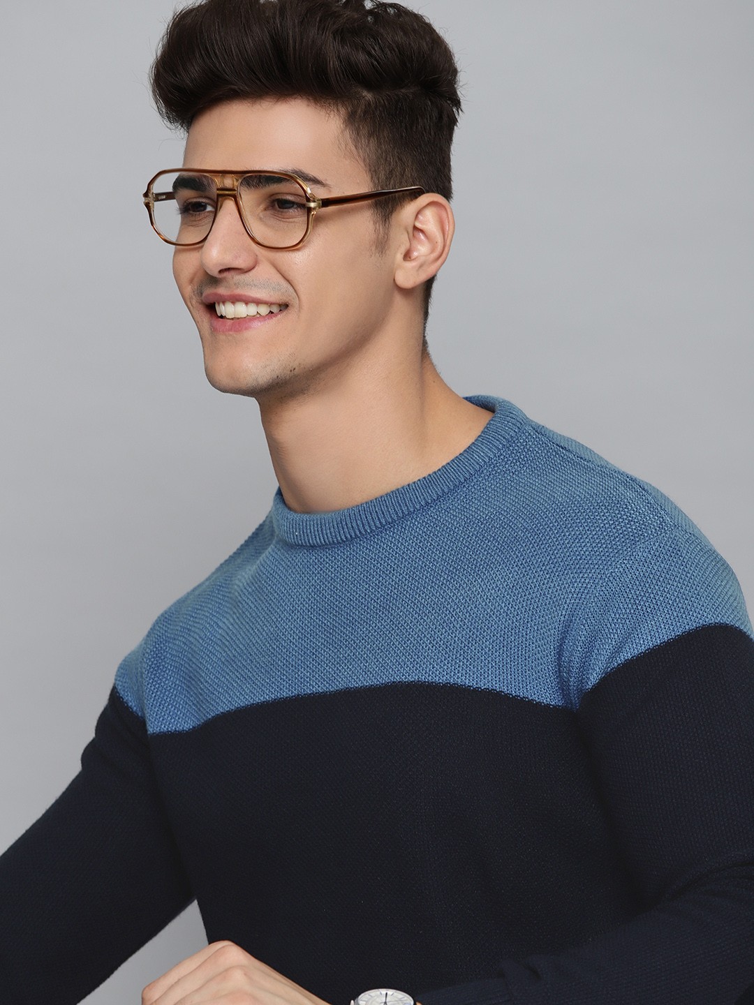 

Mast & Harbour Men Blue & Black Colourblocked Pullover
