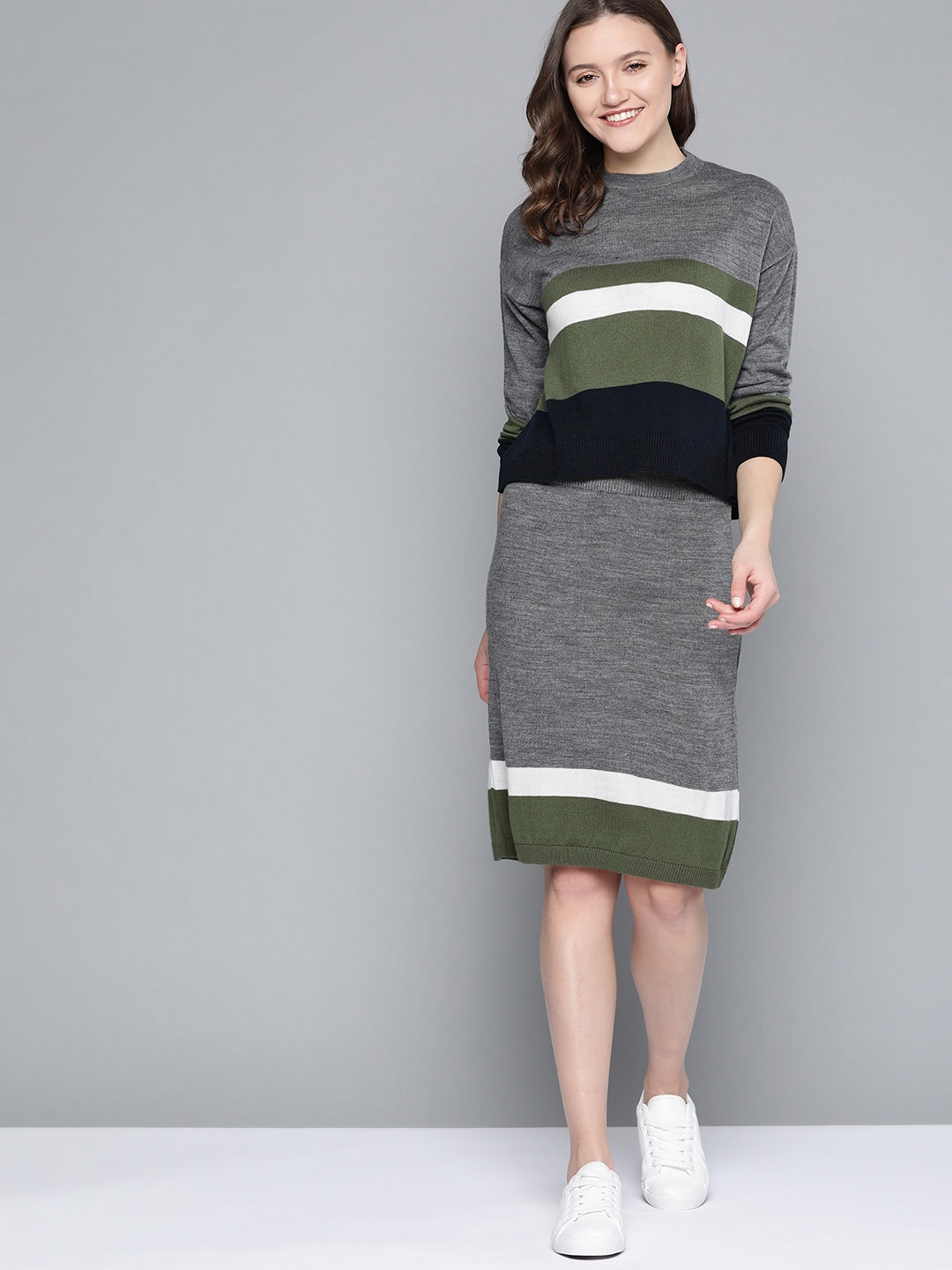 

Mast & Harbour Women Charcoal Grey & Black Striped Knitted Co-Ords